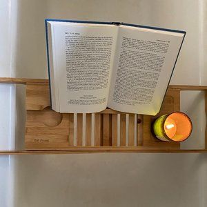 Bathtub tray/ bath caddy with book and wine glass holders